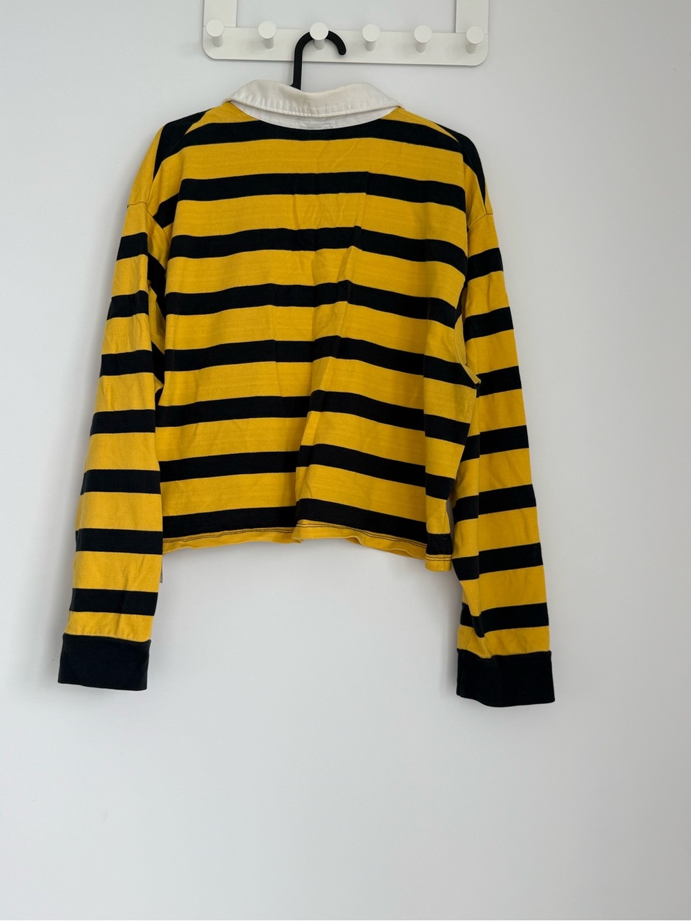 Levi's Cropped Yellow and Black Striped Long-Sleeve Rugby Top - Picture 2 of 6
